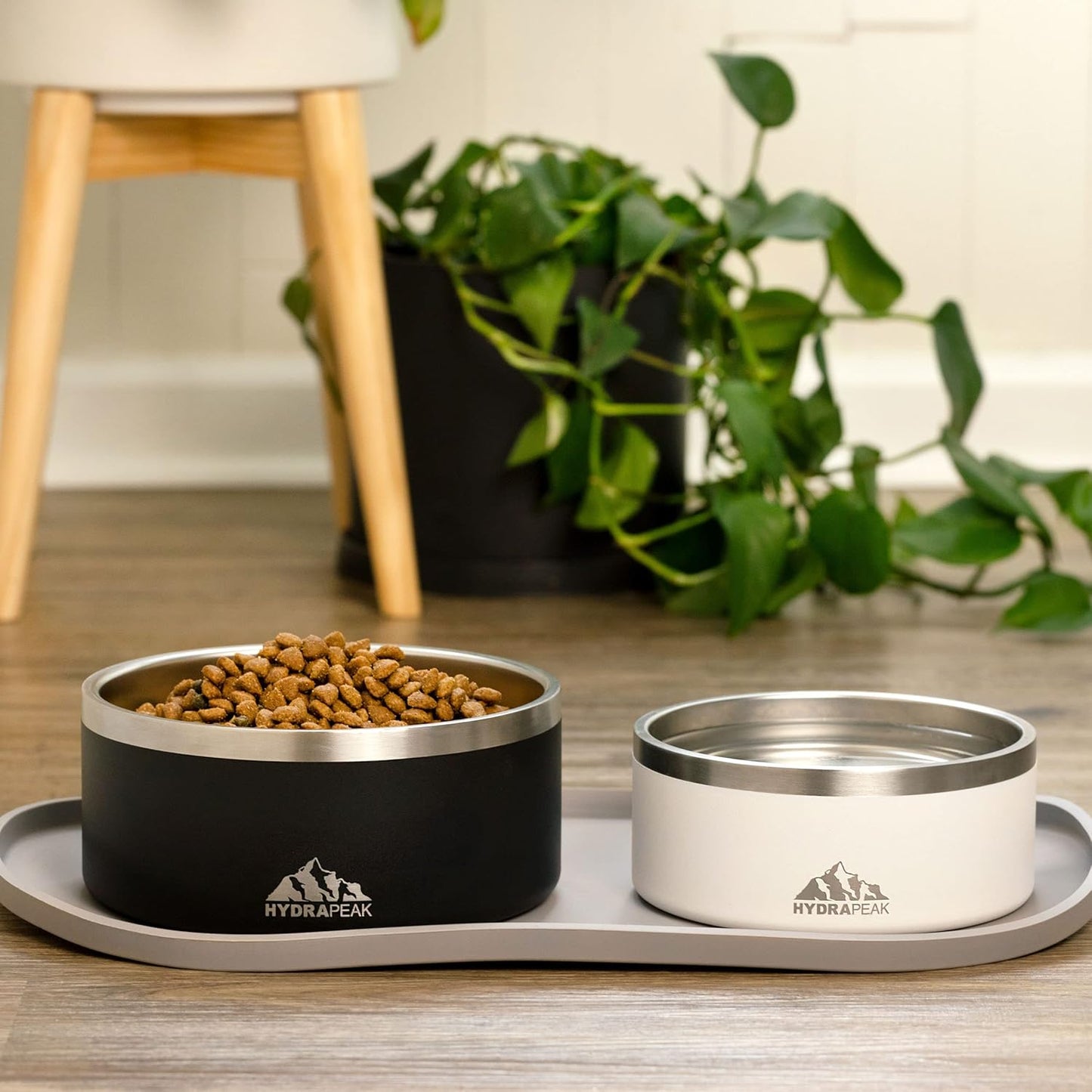 Dog Bowl, Non-Slip Stainless Steel Water and Food Dish, 4 Cup (White)